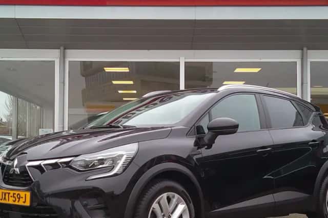 Mitsubishi ASX (2023) thumbnail 1