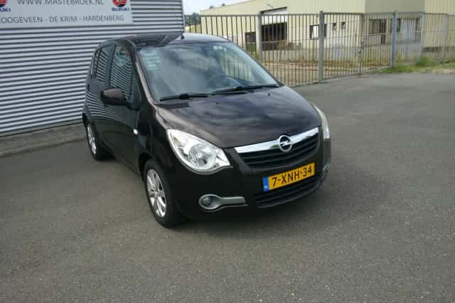 Opel Agila (2014) thumbnail 2