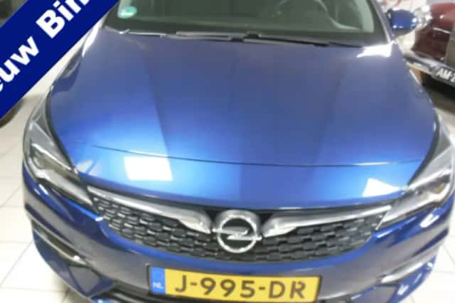Opel Astra (2020) thumbnail 1