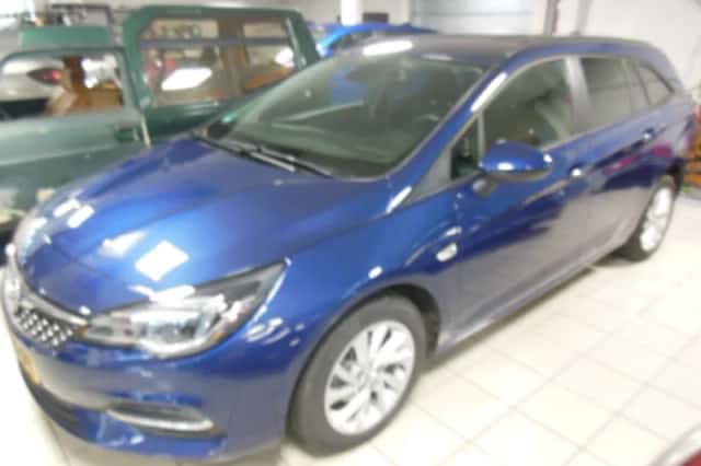 Opel Astra (2020) thumbnail 2