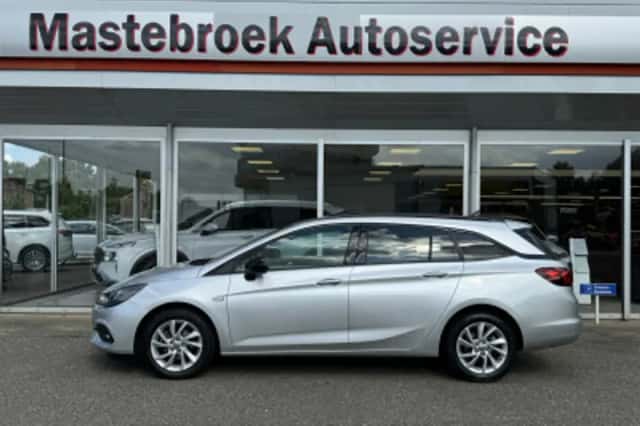 Opel Astra (2022) thumbnail 2