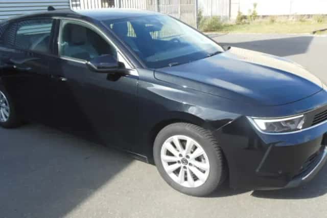Opel Astra (2022) thumbnail 1