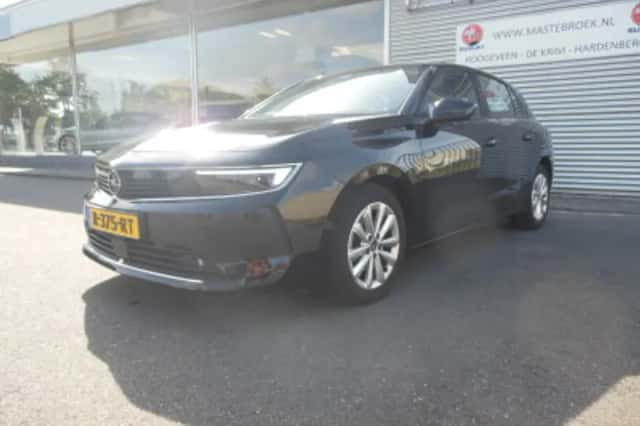 Opel Astra (2022) thumbnail 2