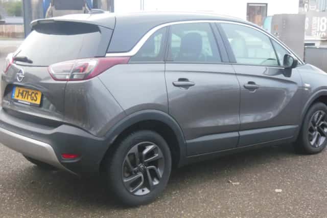 Opel Crossland X (2020) thumbnail 4