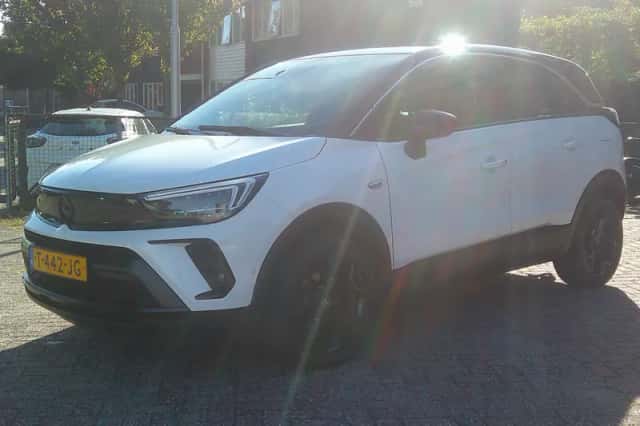 Opel Crossland (2023) thumbnail 3