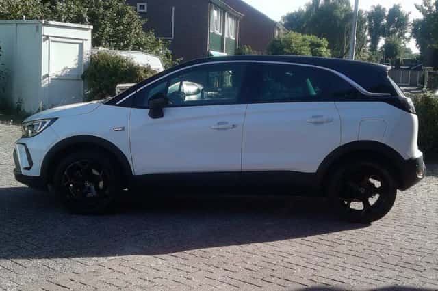 Opel Crossland (2023) thumbnail 4