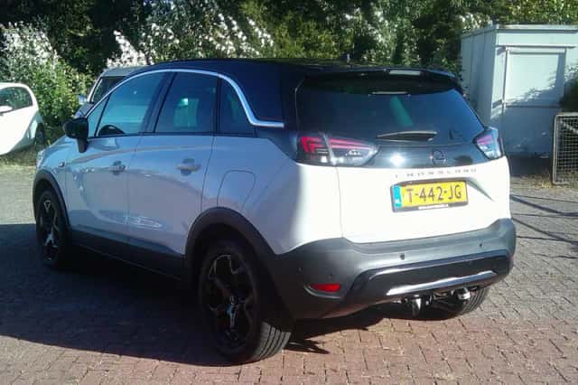 Opel Crossland (2023) thumbnail 5