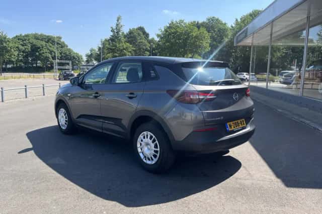 Opel Grandland (2019) thumbnail 4