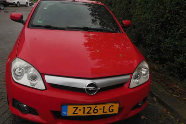 Opel Tigra (2005) thumbnail 2