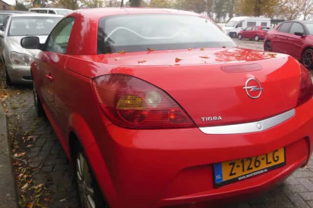 Opel Tigra (2005) thumbnail 4