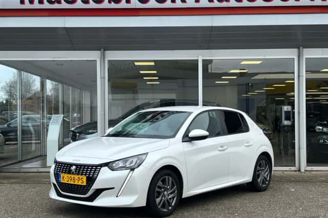 Peugeot 208 (2021) thumbnail 2