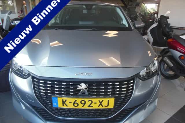 Peugeot 208 (2021) thumbnail 2