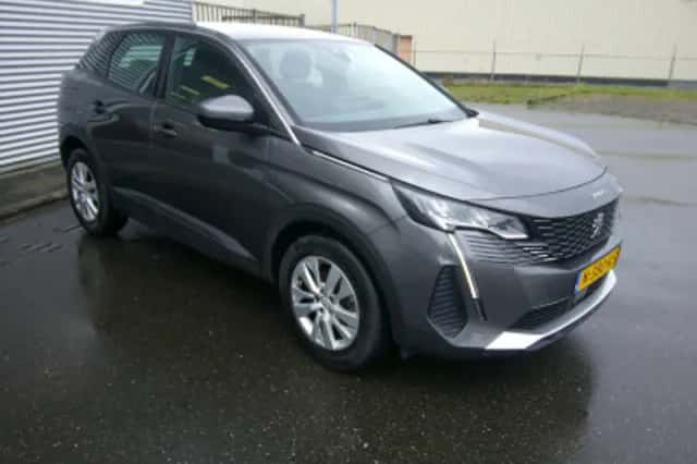 Peugeot 3008 (2021) thumbnail 2