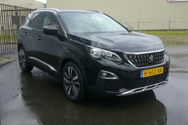 Peugeot 3008 (2020) thumbnail 6