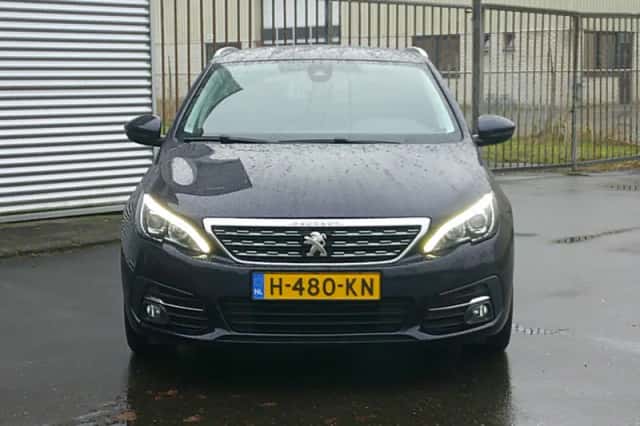 Peugeot 308 (2020) thumbnail 3