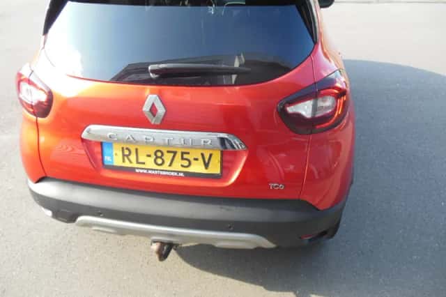 Renault Captur (2018) thumbnail 5