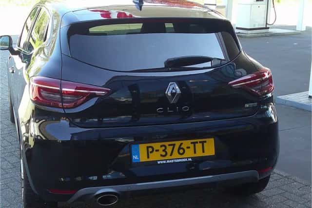 Renault Clio (2022) thumbnail 5