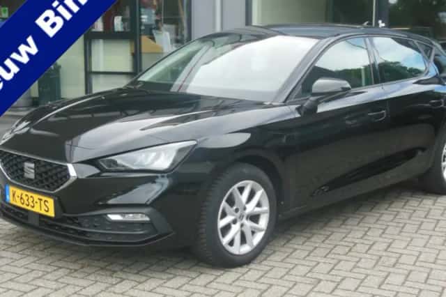 SEAT Leon (2021) thumbnail 1