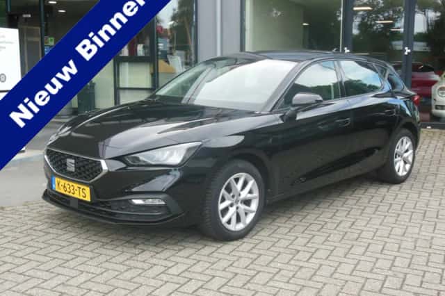 SEAT Leon (2021) thumbnail 2