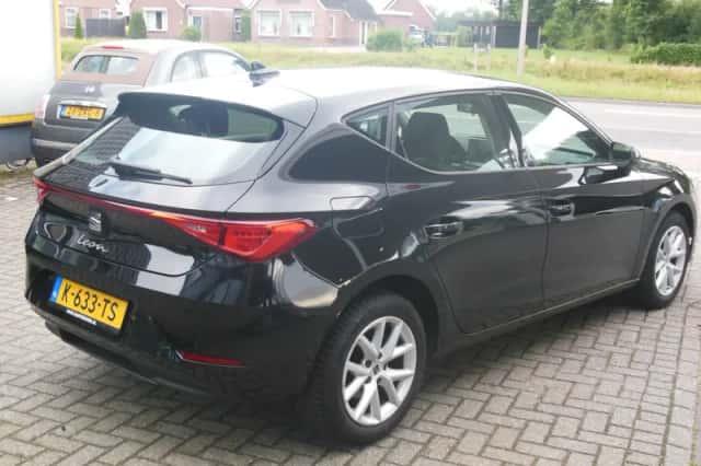 SEAT Leon (2021) thumbnail 6