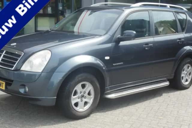 SsangYong Rexton (2006) thumbnail 1