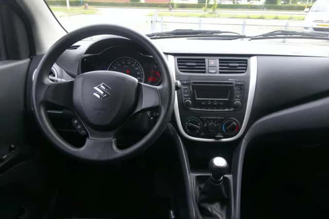 Suzuki Celerio (2017) thumbnail 5