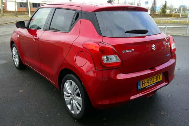 Suzuki Swift (2020) thumbnail 6