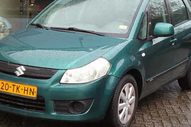 Suzuki SX4 (2006) thumbnail 1