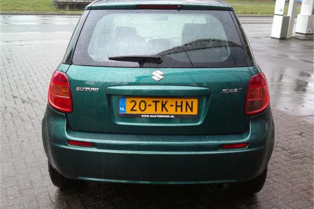 Suzuki SX4 (2006) thumbnail 5