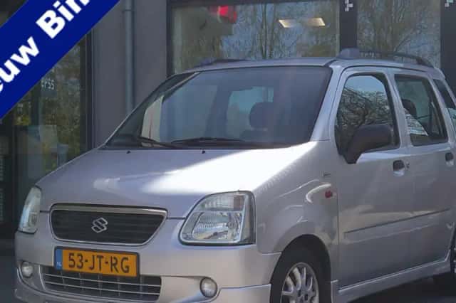 Suzuki Wagon (2002) thumbnail 1