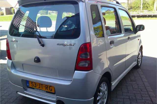 Suzuki Wagon R+ (2002) thumbnail 5
