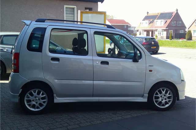 Suzuki Wagon R+ (2002) thumbnail 6