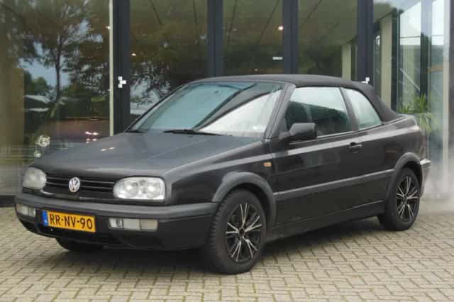 Volkswagen Golf (1997) thumbnail 2