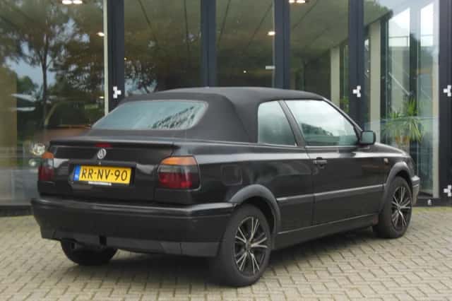 Volkswagen Golf (1997) thumbnail 3