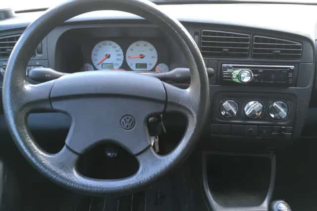 Volkswagen Golf (1997) thumbnail 5