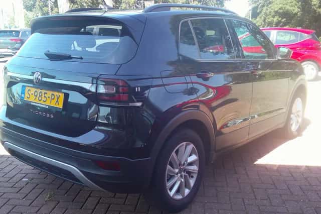 Volkswagen T-Cross (2023) thumbnail 5