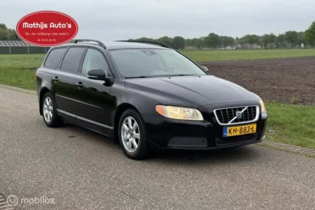 Volvo V70 (2017) thumbnail 2