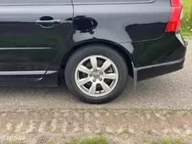 Volvo V70 (2017) thumbnail 14