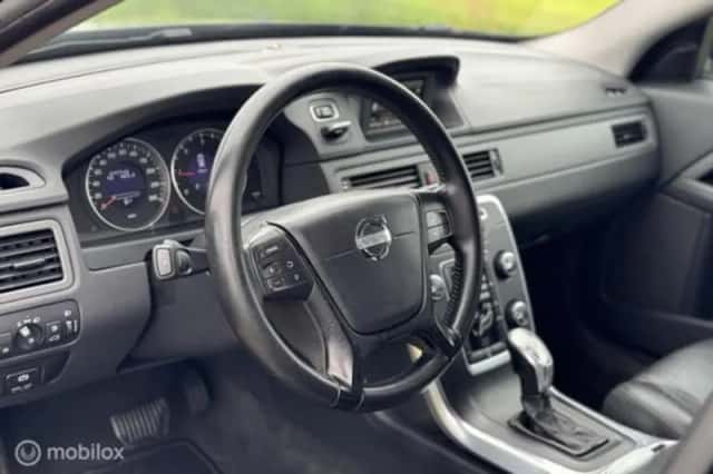 Volvo V70 (2017) thumbnail 18