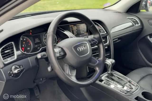 Audi A4 (2014) thumbnail 21