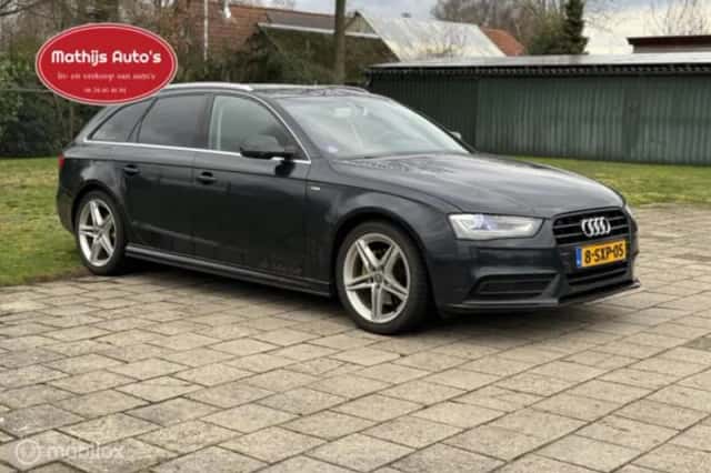 Audi A4 (2014) thumbnail 4