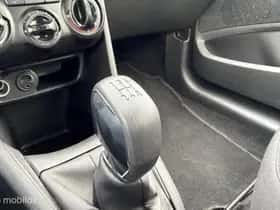 Peugeot 208 (2013) thumbnail 20
