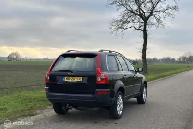 Volvo XC90 (2008) thumbnail 12