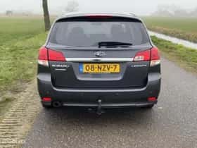 Subaru Legacy (2011) thumbnail 11