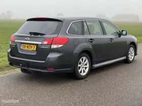 Subaru Legacy (2011) thumbnail 12