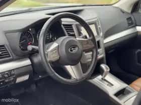 Subaru Legacy (2011) thumbnail 18