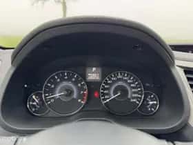 Subaru Legacy (2011) thumbnail 24