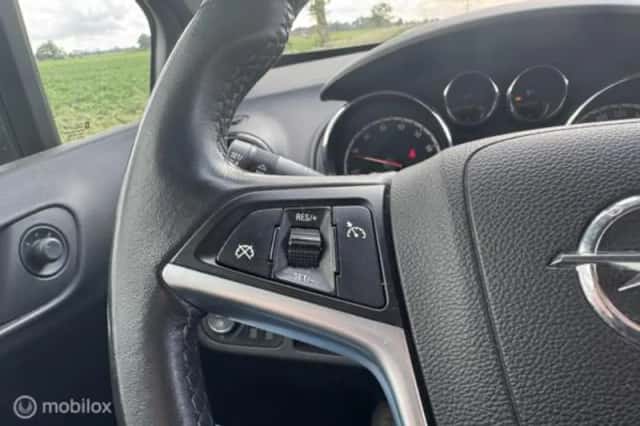 Opel Meriva (2012) thumbnail 17