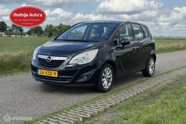 Opel Meriva (2012) thumbnail 3