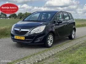 Opel Meriva (2012) thumbnail 3